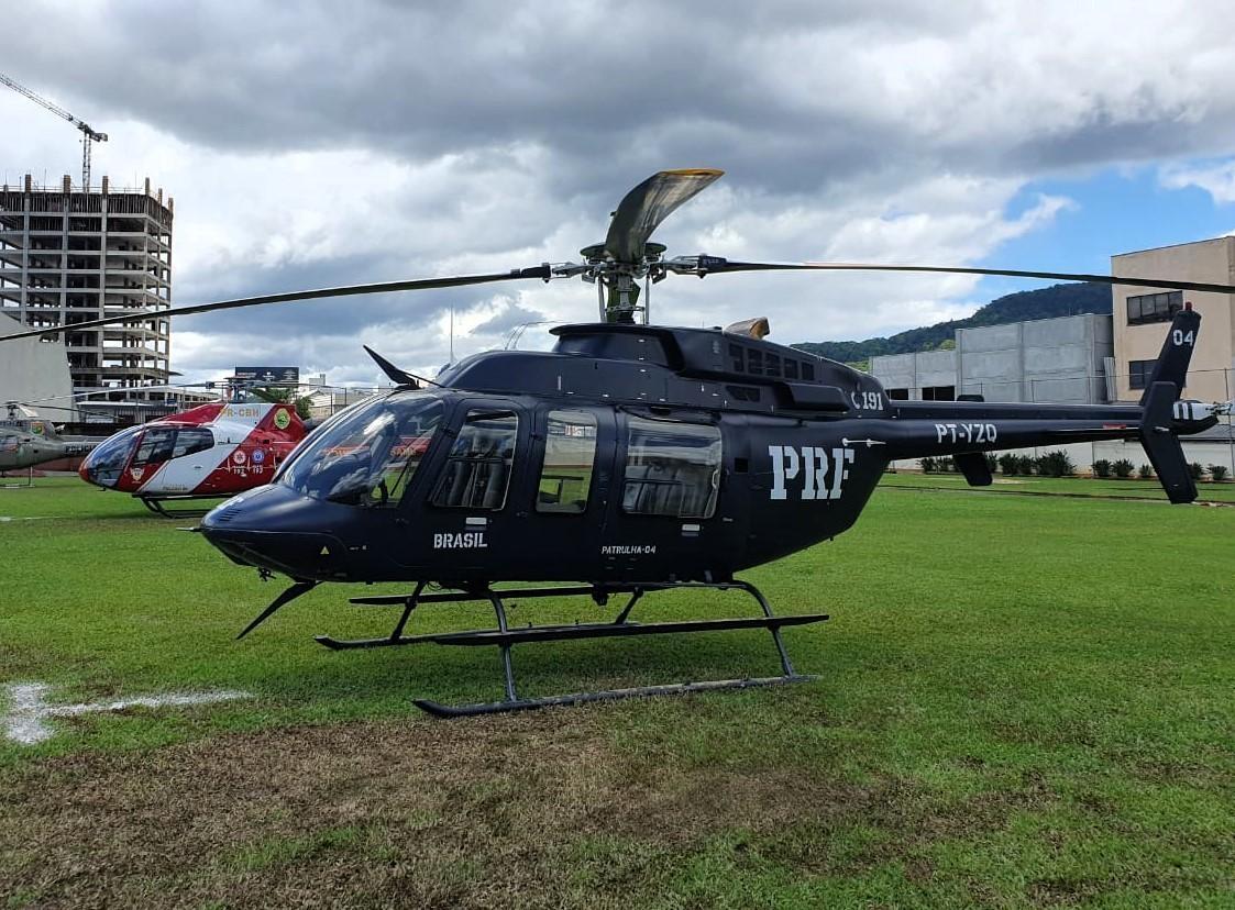 Helicóptero da Polícia Rodoviária Federal auxilia grávida de gêmeos e homem com problemas renais no Alto Vale