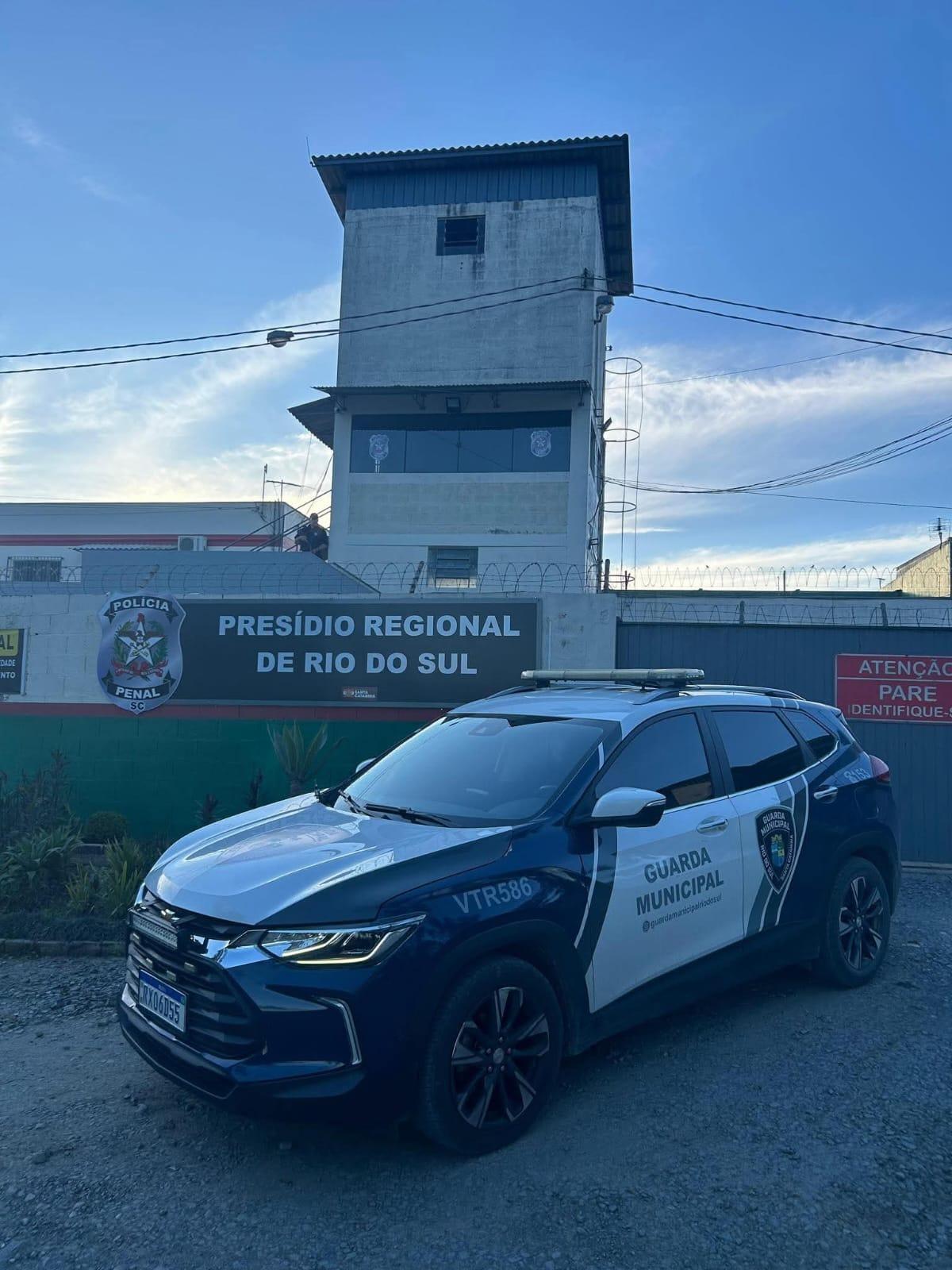 Durante ronda, Guarda Municipal prende homem procurado pela Justiça