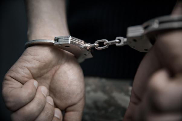 Homem com mandado por roubo é preso em Rio do Sul