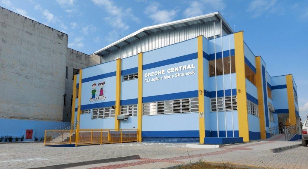Homem é preso após arrombar creche no centro de Rio do Sul