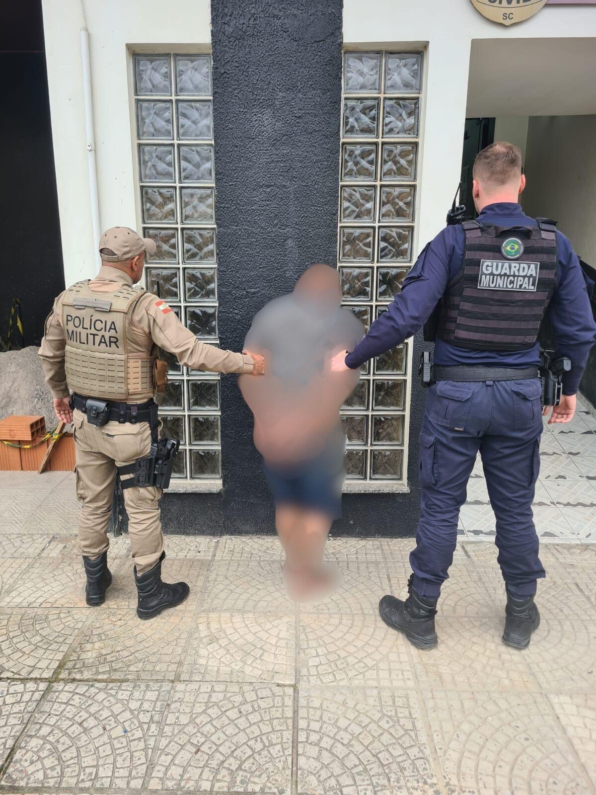 Homem é preso após tentativa de estupro 