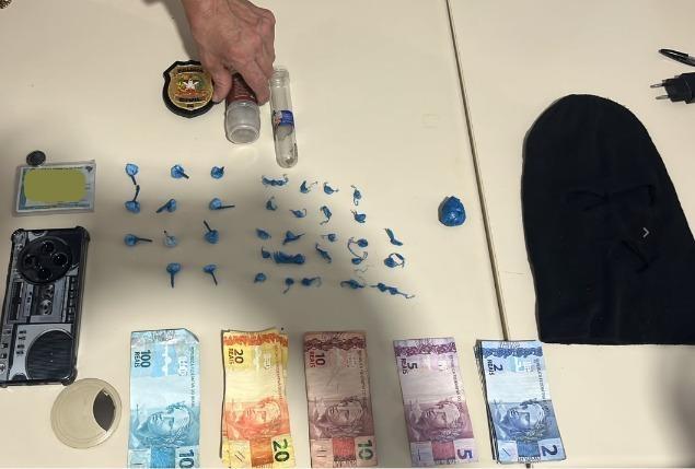 Homem é preso com cocaína, crack e maconha em Bom Retiro