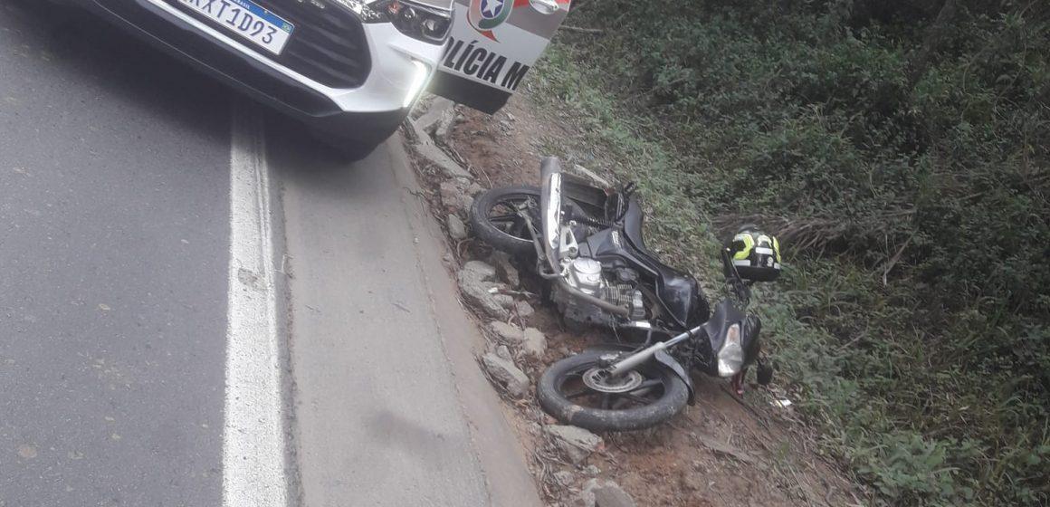 Homem foge da PM em motocicleta com mais de R$ 89 mil em débitos
