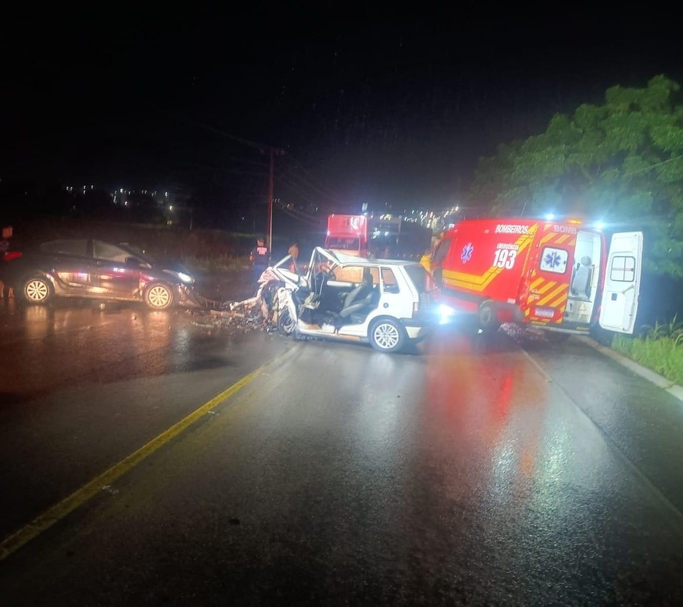 Homem morre e outro fica gravemente ferido em acidente na BR-470