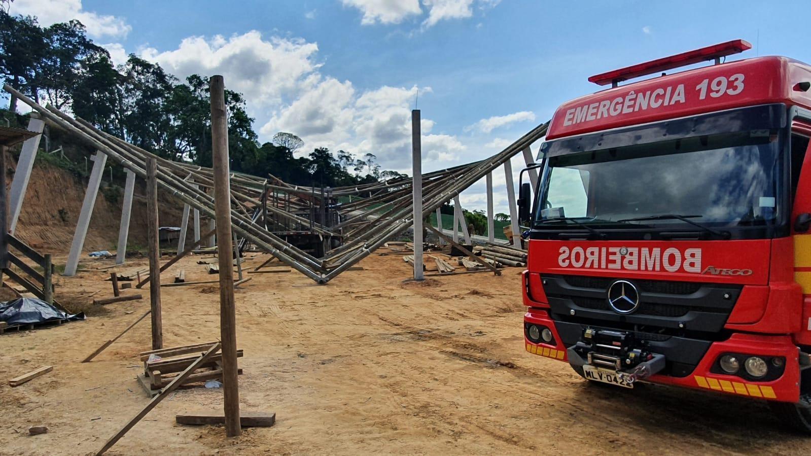 Homem morre em acidente de trabalho em Aurora