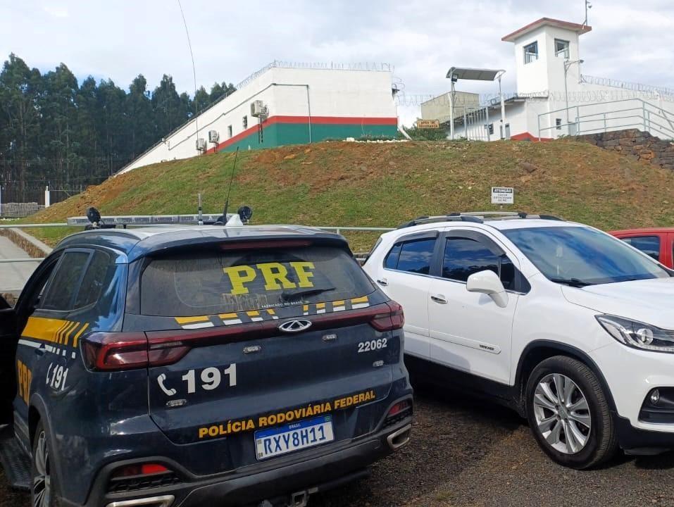 Homem procurado por estupro de vulnerável é preso na BR-282 em Alfredo Wagner