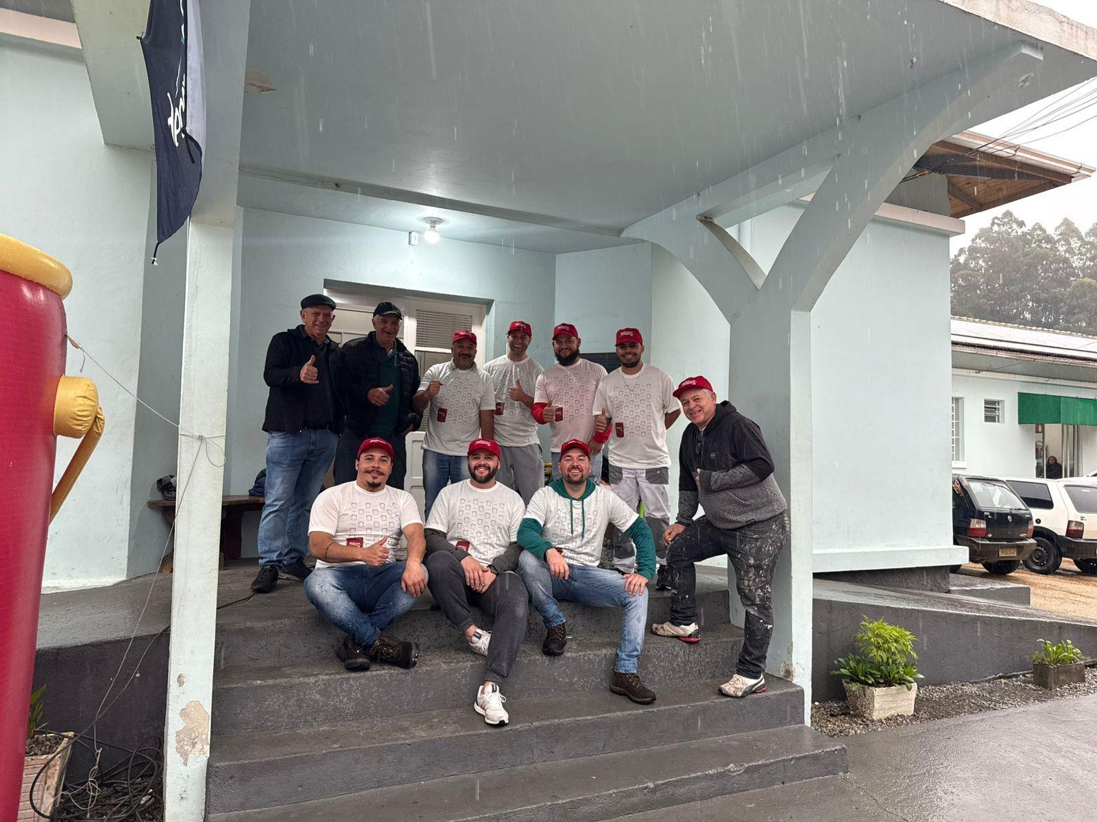 Hospital de Alfredo Wagner recebe melhorias e nova pintura em ação social