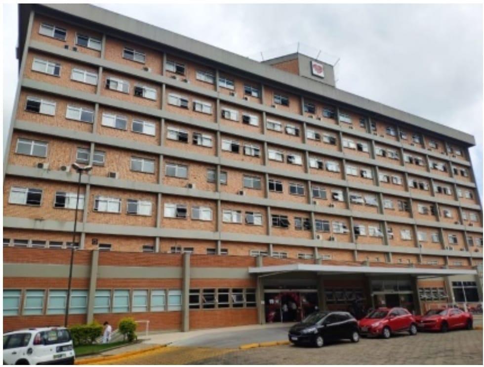 Hospital Regional Alto Vale recebe certificação para reabrir leitos de Unidade de Terapia Intensiva