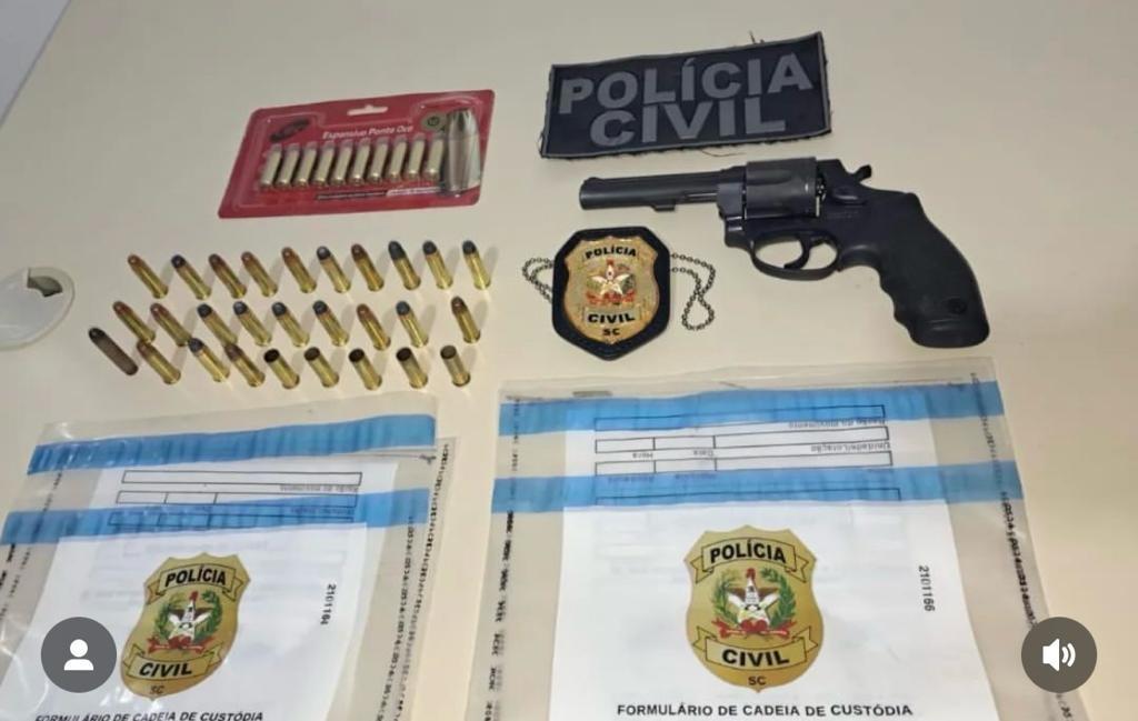 Idoso é preso pela Polícia Civil armado e fazendo ameaças em Bom Retiro 