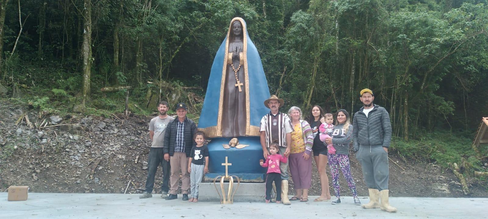 Imagem de Nossa Senhora Aparecida que será um ponto turístico religioso em Chapadão do Lageado chega ao município