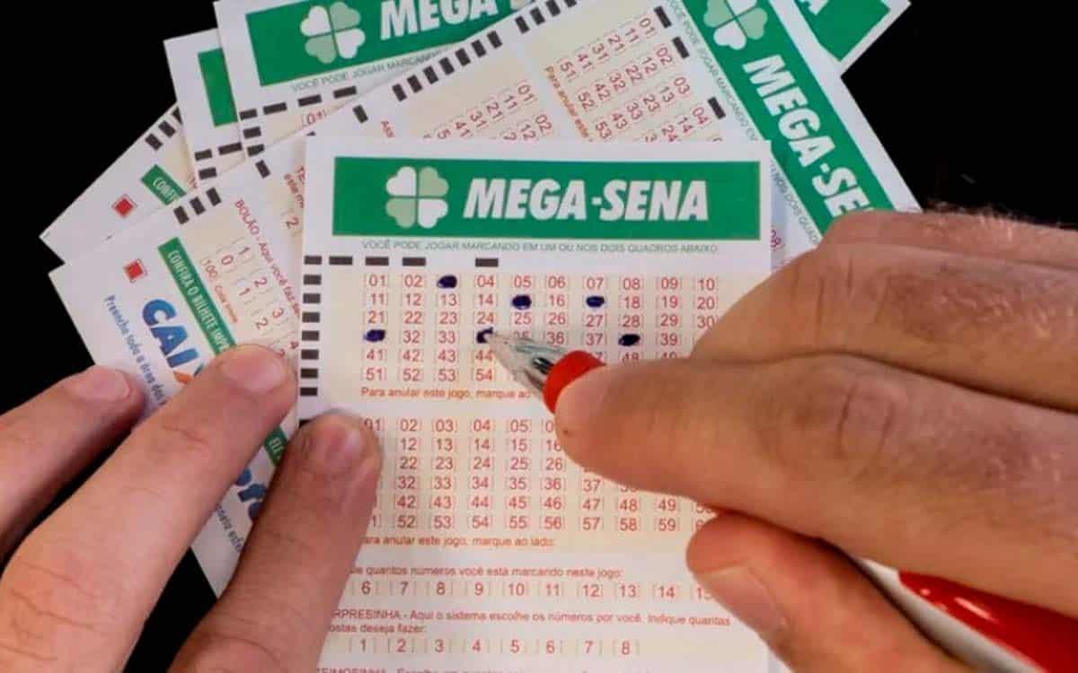 Imbuienses faturam bolada na Mega Sena