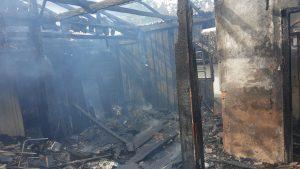 Incêndio destrói casa em Rio do Sul