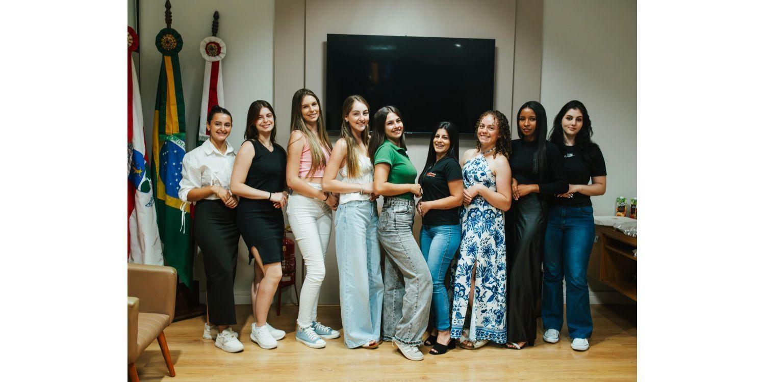 Inscrições para Realeza da Festa da Cebola são prorrogadas até sexta, dia 27