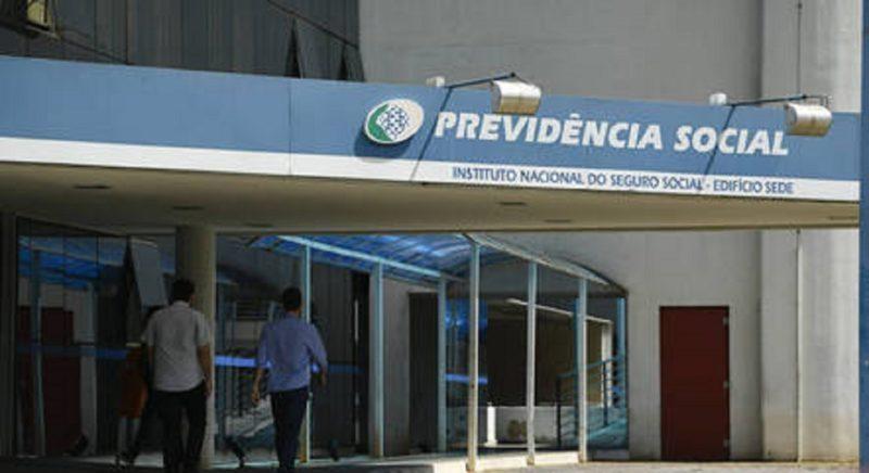 INSS suspende temporariamente perícias médicas