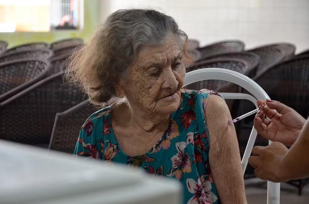 Ituporanga começa a oferecer vacina Pneumo 20 para idosos com 85 anos ou mais