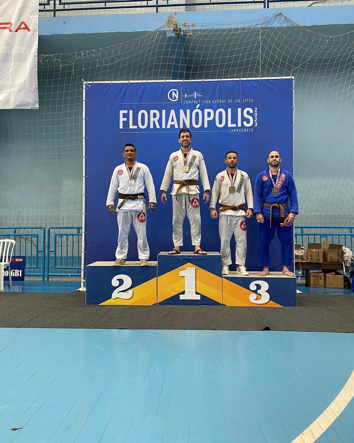 Ituporanga conquista 19 medalhas durante Competição Nacional de Artes Marciais