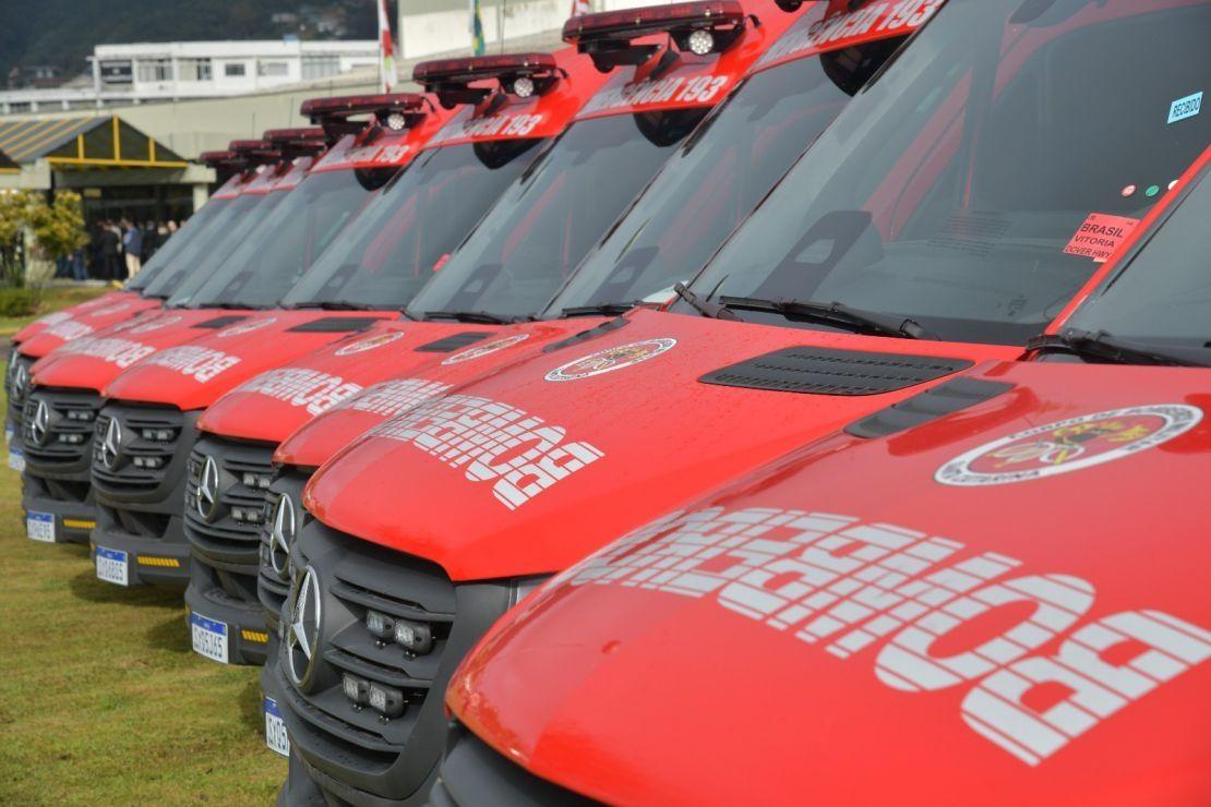 Ituporanga e Bom Retiro recebem novas ambulâncias para os Bombeiros Militares