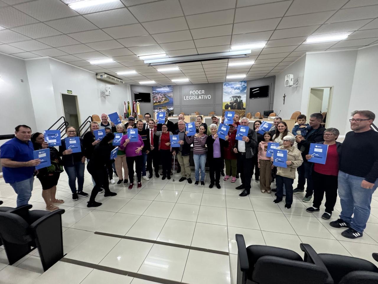 Ituporanga realiza nova entrega de títulos de regularização fundiária nesta sexta-feira (14)