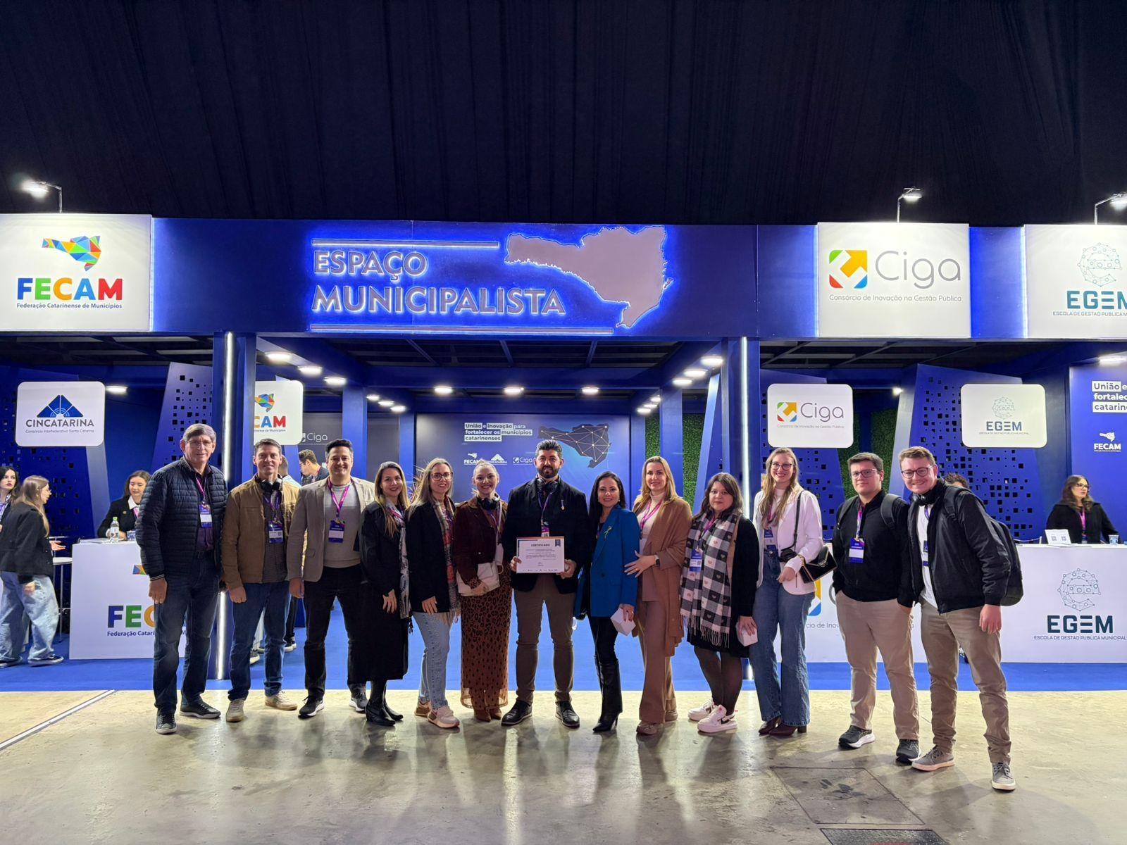 Ituporanga recebe prêmio e realiza palestra no Summit Cidades