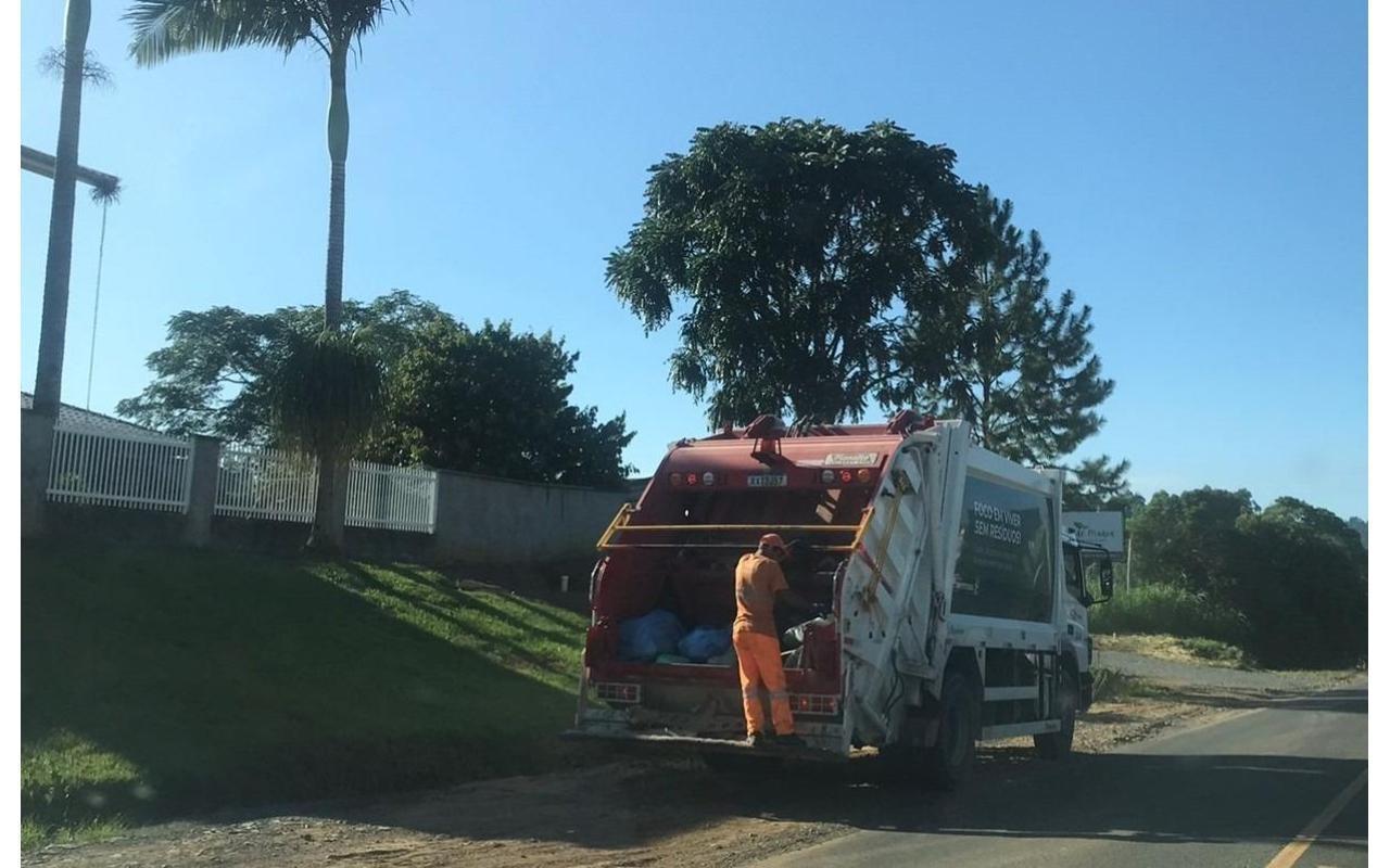 Ituporanga tem dificuldade no recolhimento de lixo por conta das chuvas