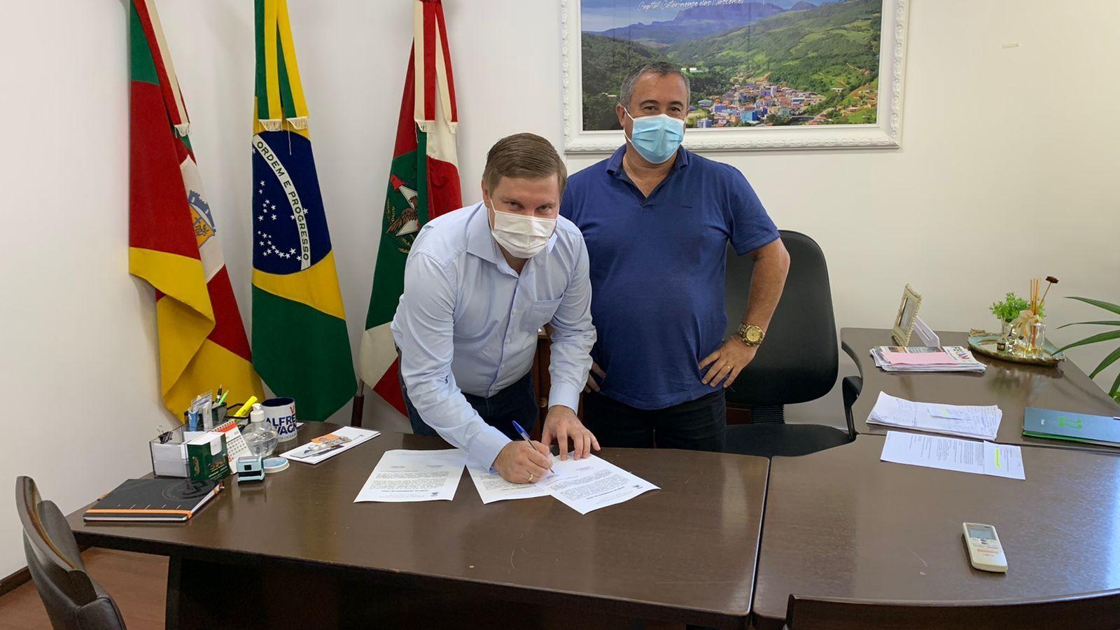 Jaison Werlisch assume administração de Alfredo Wagner