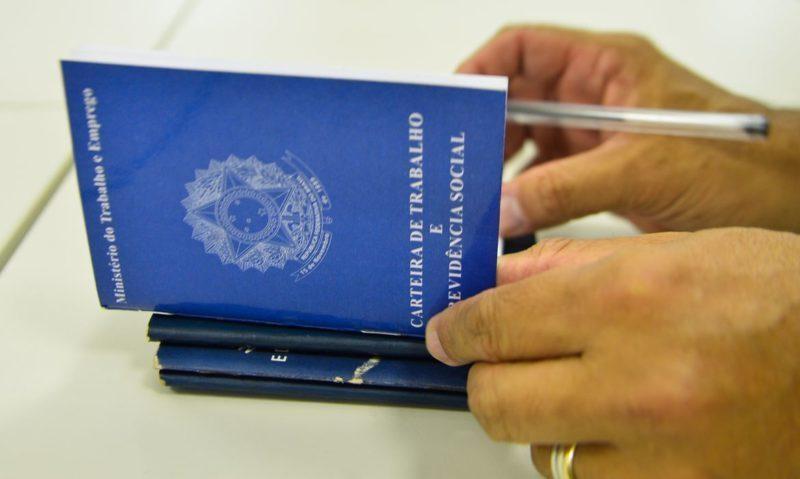 Jornada de trabalho para o CLT poderá ser reduzida em todo o país sem mudança salarial