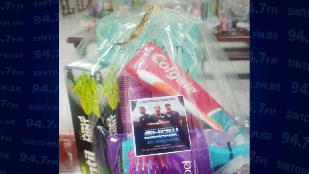 Jovens distribuem 300 kits de higiene para crianças carentes em Ituporanga
