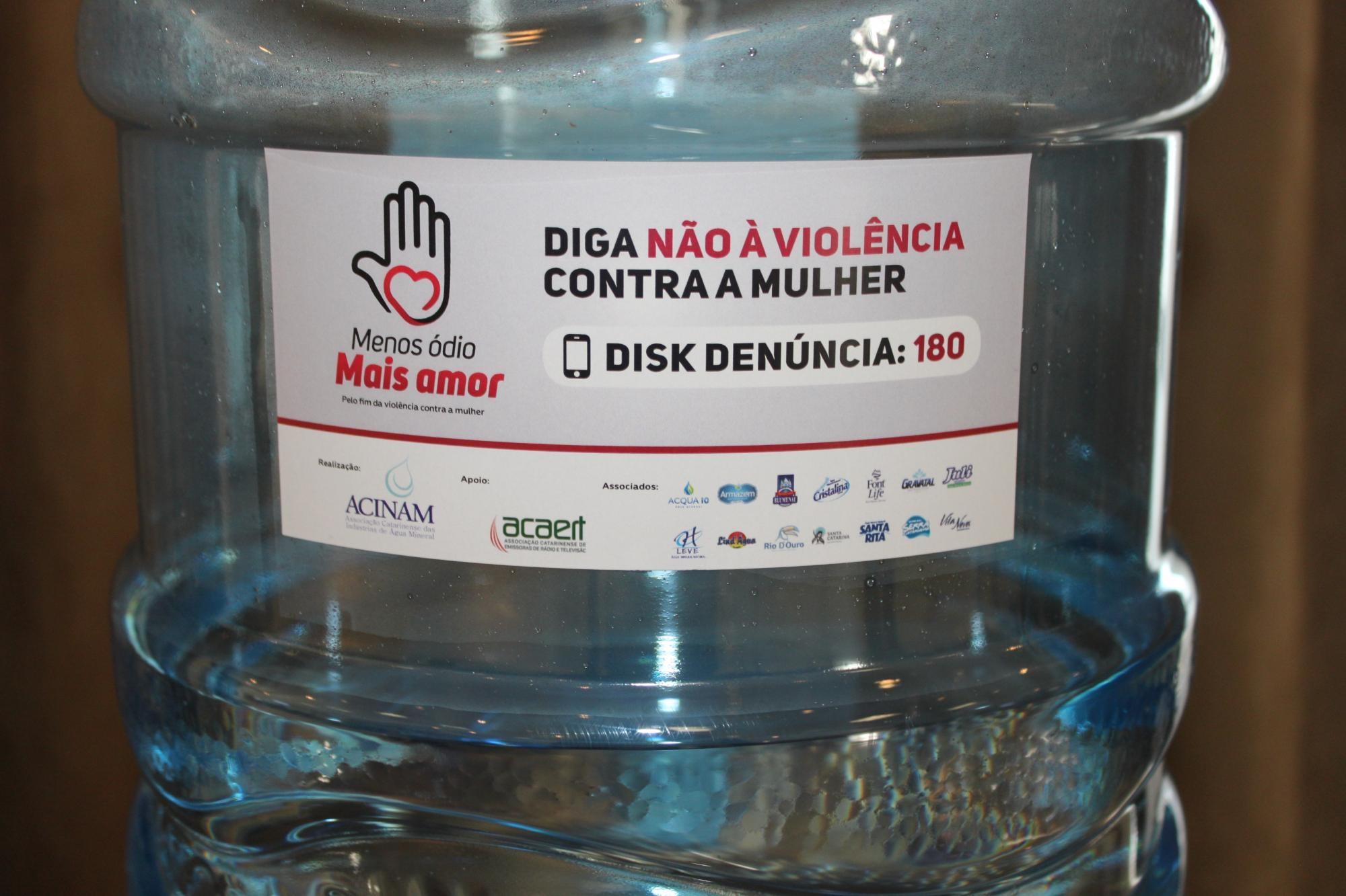 Lançada campanha em SC “Diga não à violência à Mulher, menos ódio mais amor”