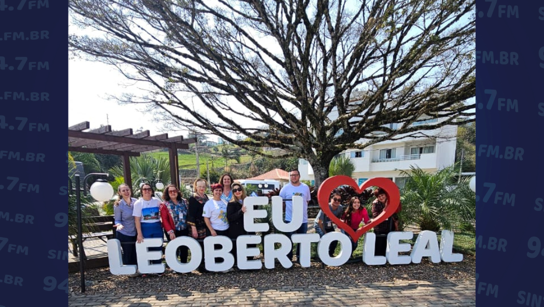 Leoberto Leal recebe Secretaria de Turismo e guias para divulgar o roteiro Encantos do Vargedo