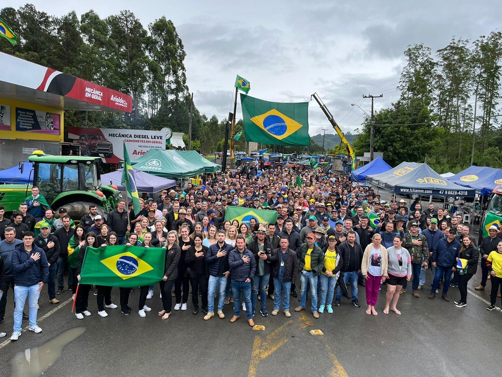 Liberada a passagem de veículos no portal de Ituporanga