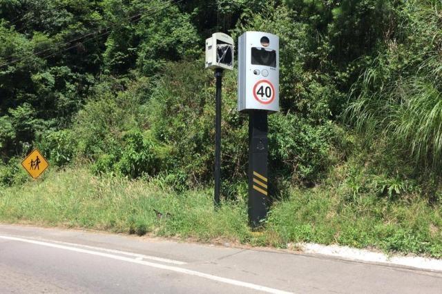 Lombadas eletrônicas devem ser reinstaladas na BR-470 nos próximos meses