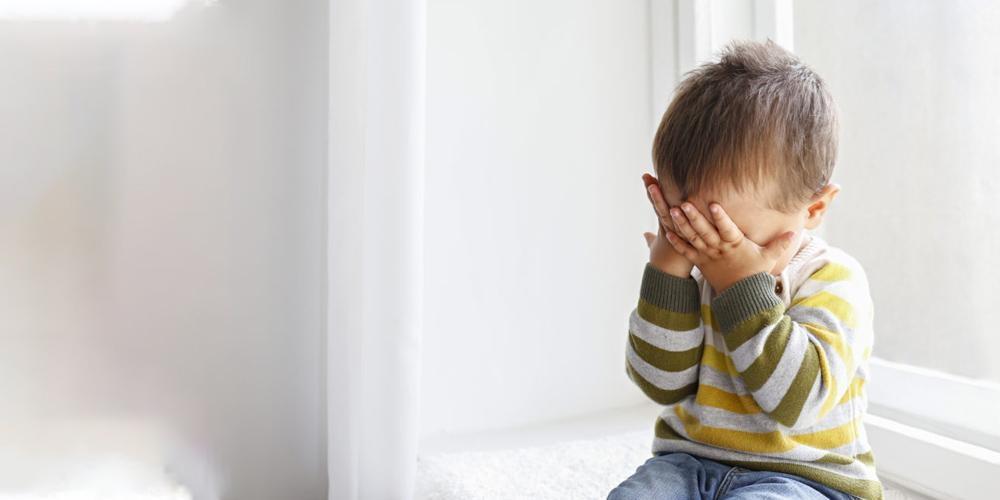 Mãe dorme e filho de um ano e meio sai de casa e é localizado na SC-350