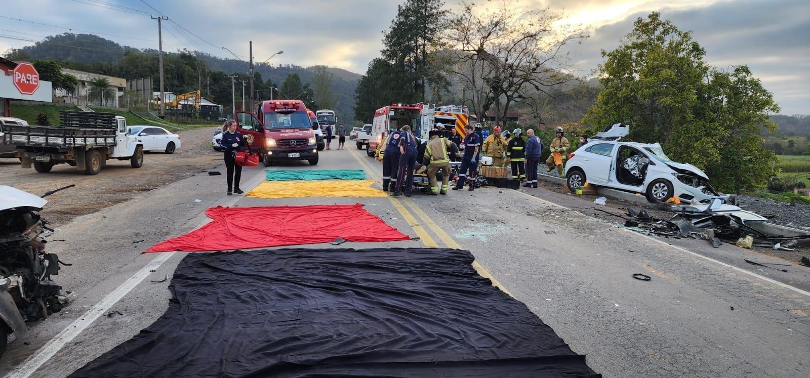Mãe e filho ituporanguenses morrem em acidente na BR-470