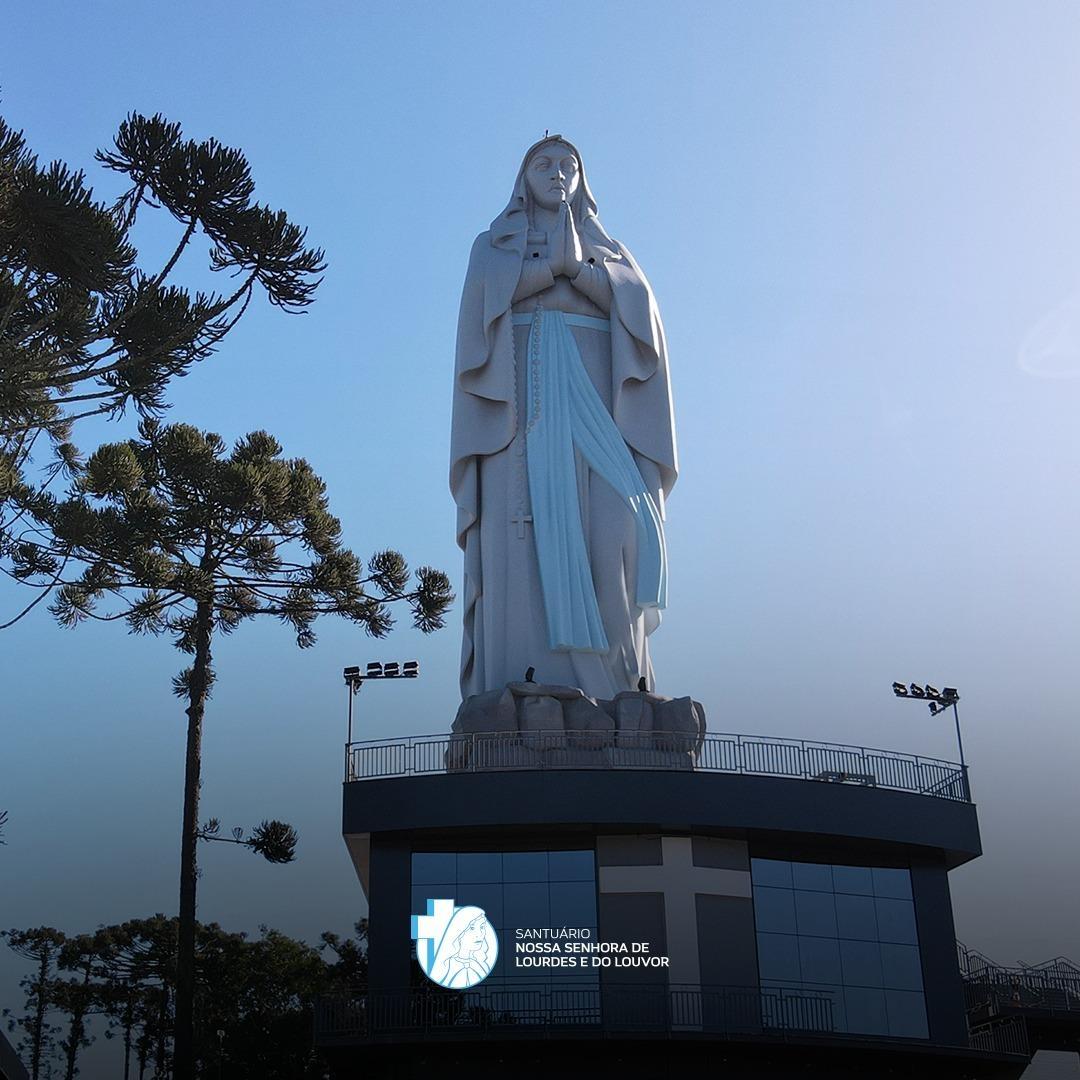Mais de duas mil pessoas visitam o Santuário de Nossa Senhora de Lourdes e do Louvor durante o fim de semana