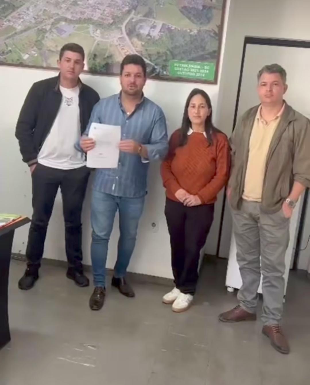 Mais dois novos veículos reforçam a Saúde de Petrolândia