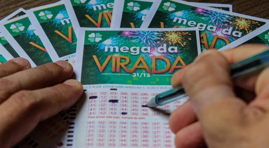 Mega da Virada: confira os números sorteados agora há pouco