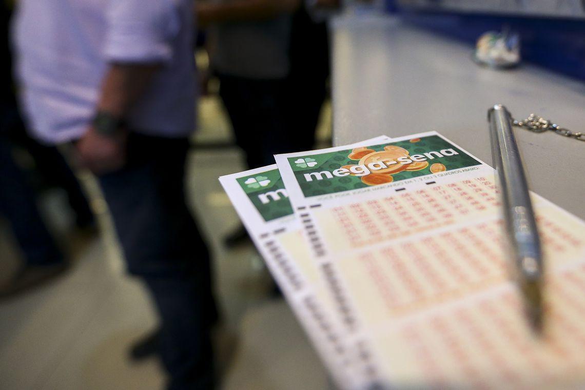 Mega-Sena acumula e vai pagar R$ 47 milhões no sábado 