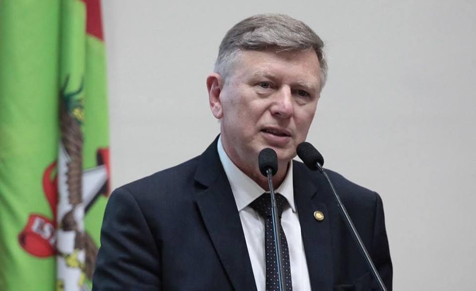 Milton Hobus é reeleito Deputado Estadual