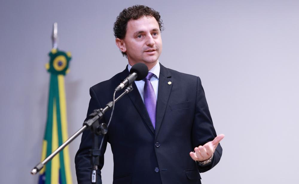Ministério da Agricultura atende Pezenti e promete Zoneamento Agrícola para a cebola