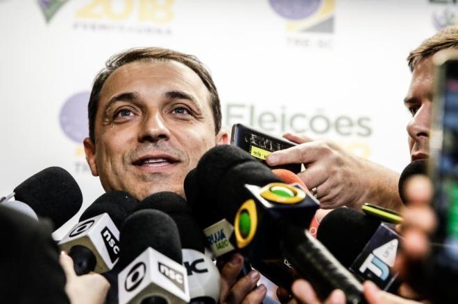 Moisés (PSL) mais que dobrou a votação entre o primeiro e segundo turno em SC