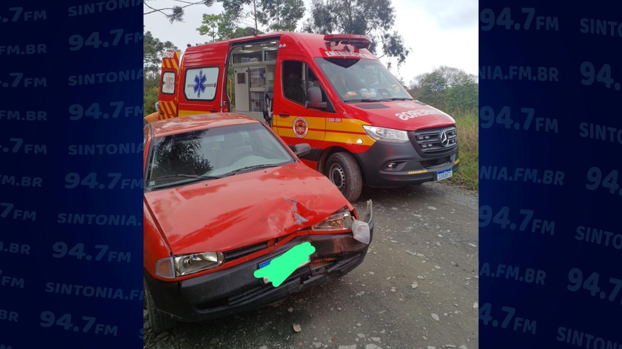 Motociclista de 24 anos fica ferido após acidente entre moto e carro em Atalanta