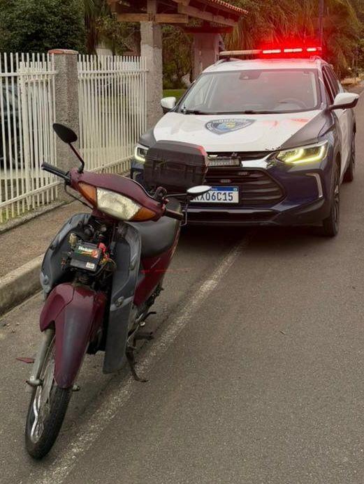 Motoneta furtada é recuperada minutos após comunicação do crime em Rio do Sul