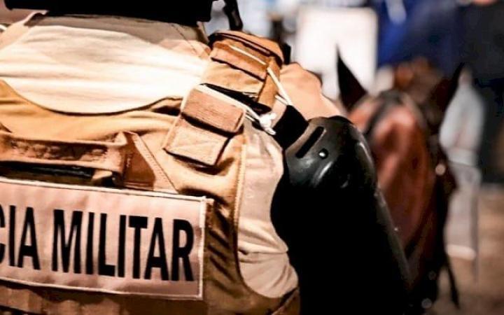 Motorista é preso após oferecer dinheiro a policiais no Alto Vale