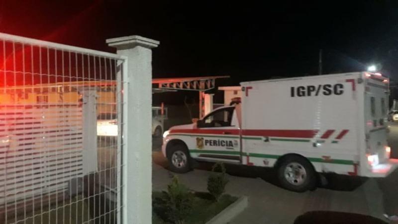 Mulher e filha mortas em Ibirama estavam tentando fugir do apartamento, afirma PM 