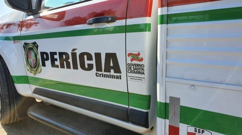 Mulher morre atropelada em Aurora e motorista foge do local