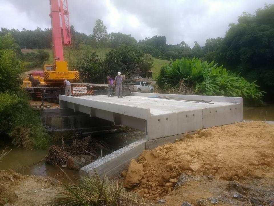 Administração de Vidal Ramos inaugura nova ponte na comunidade de São Domingos