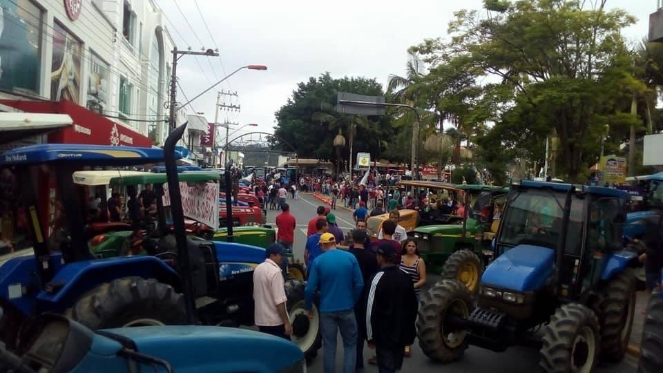 Agricultores de toda Região da Cebola participam de manifesto em Ituporanga