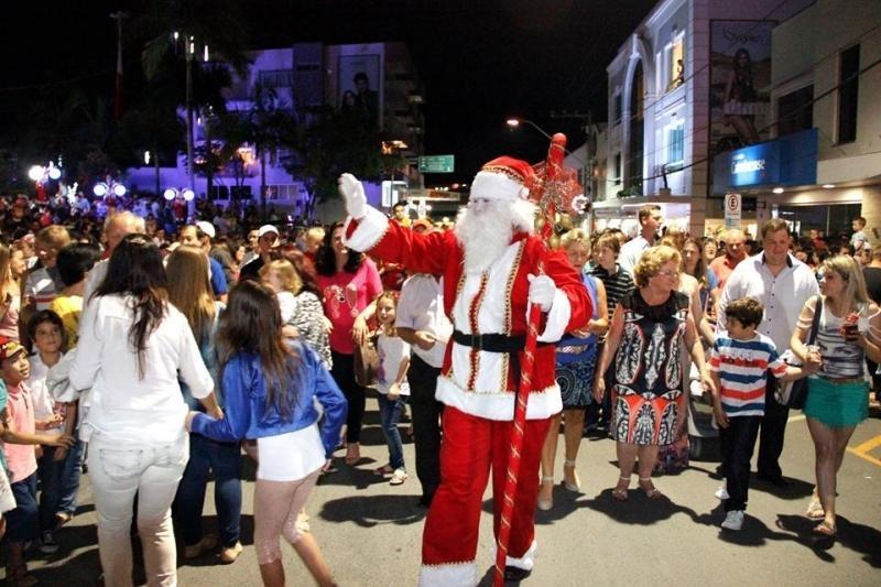 CDL de Ituporanga divulga horário especial do comércio para o Natal
