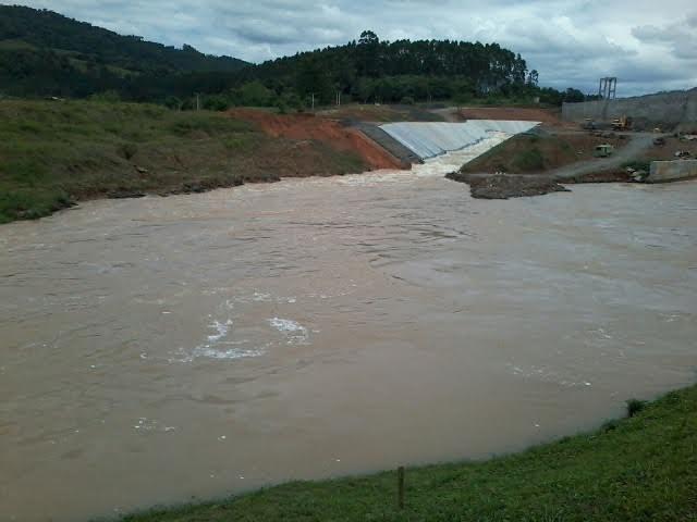 Defesa Civil de Taió esclarece boatos referentes à abertura do canal extravasor da Barragem Oeste 