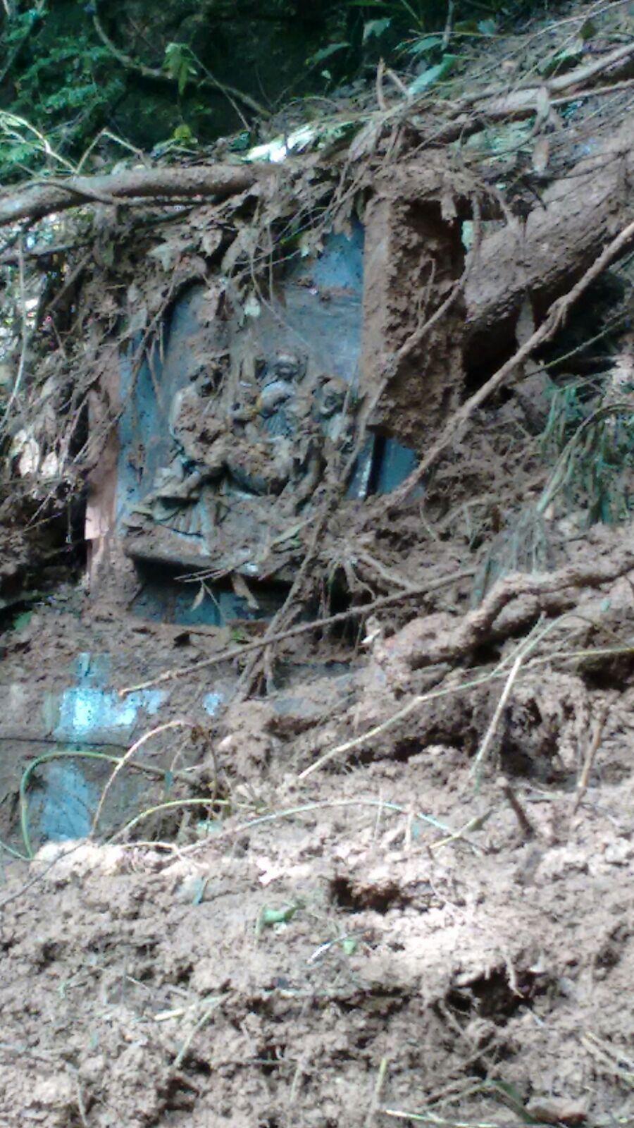 Deslizamento de terra interdita Gruta Nossa Senhora de Lourdes em Ituporanga 